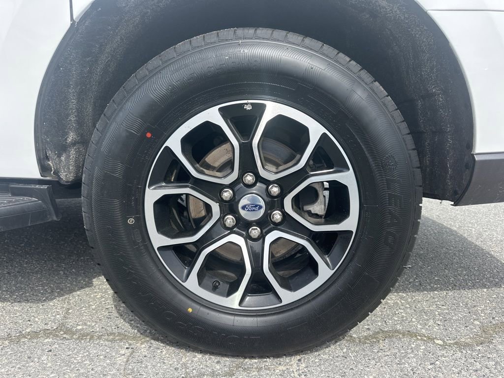 Used 2024 Ford Expedition Max XLT image 33