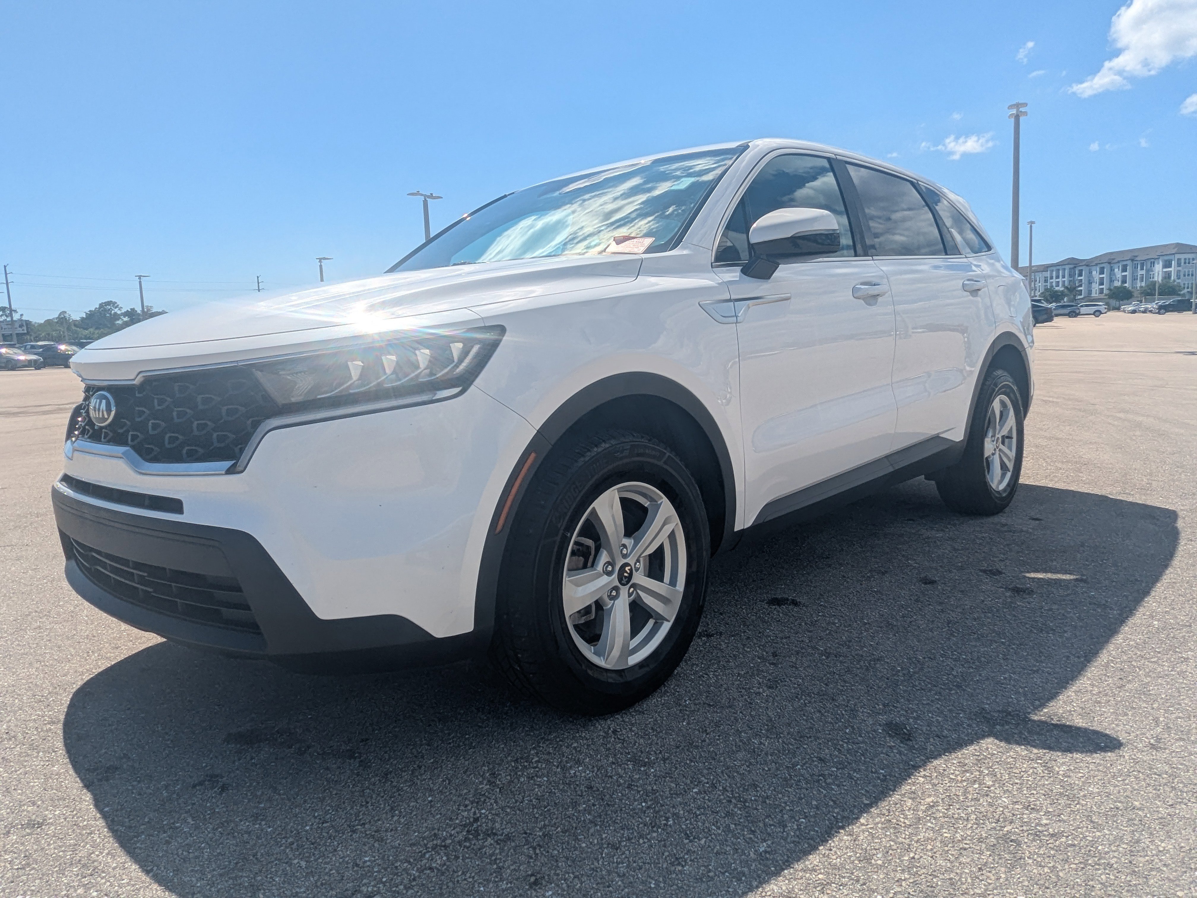 Used 2021 Kia Sorento LX AWD/4WD image 9