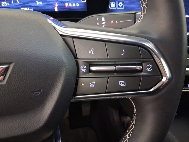 Used 2025 Chevrolet Equinox EV LT w/ Convenience Package image 24