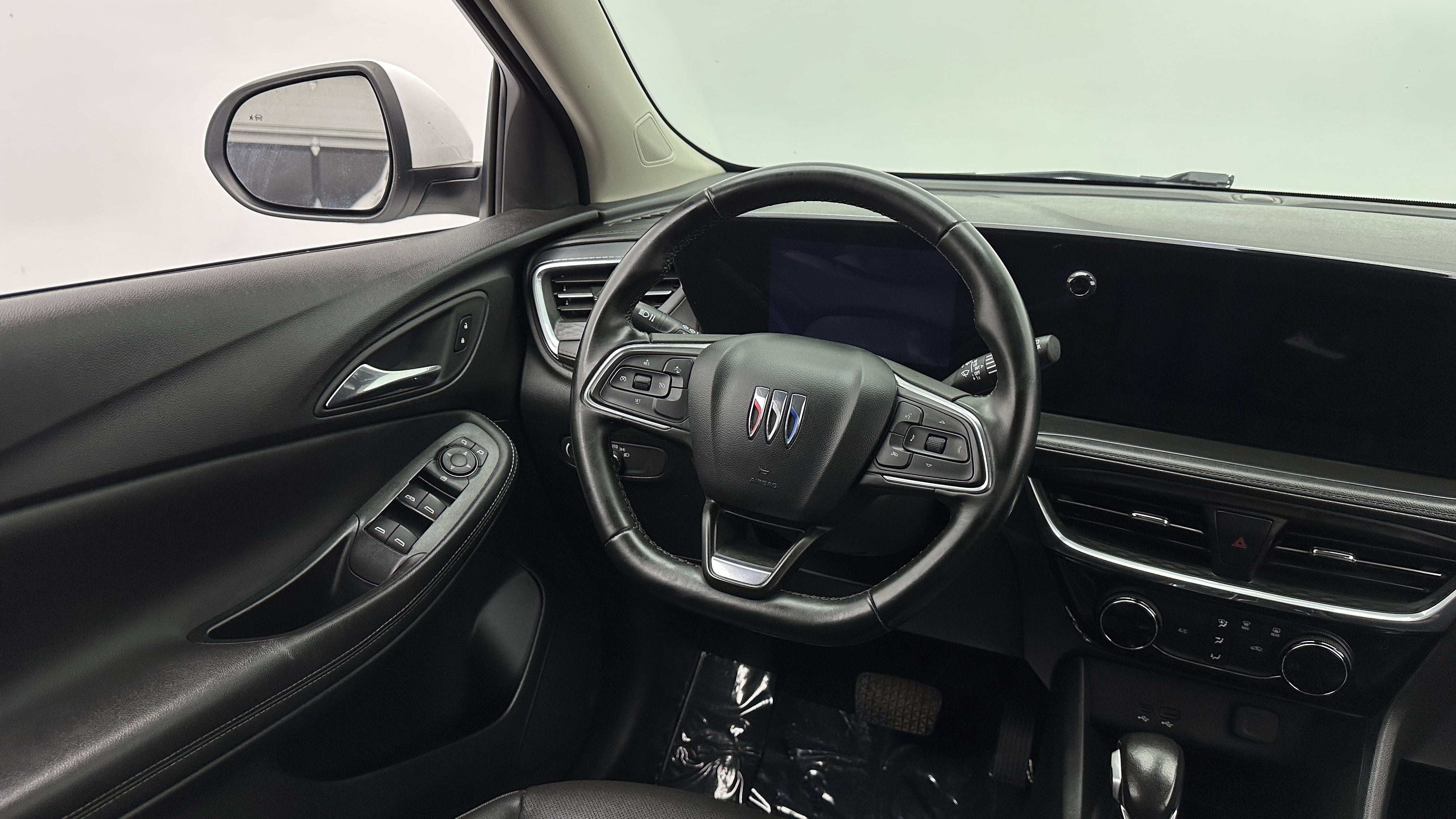 Used 2024 Buick Encore GX Sport Touring AWD/4WD image 30