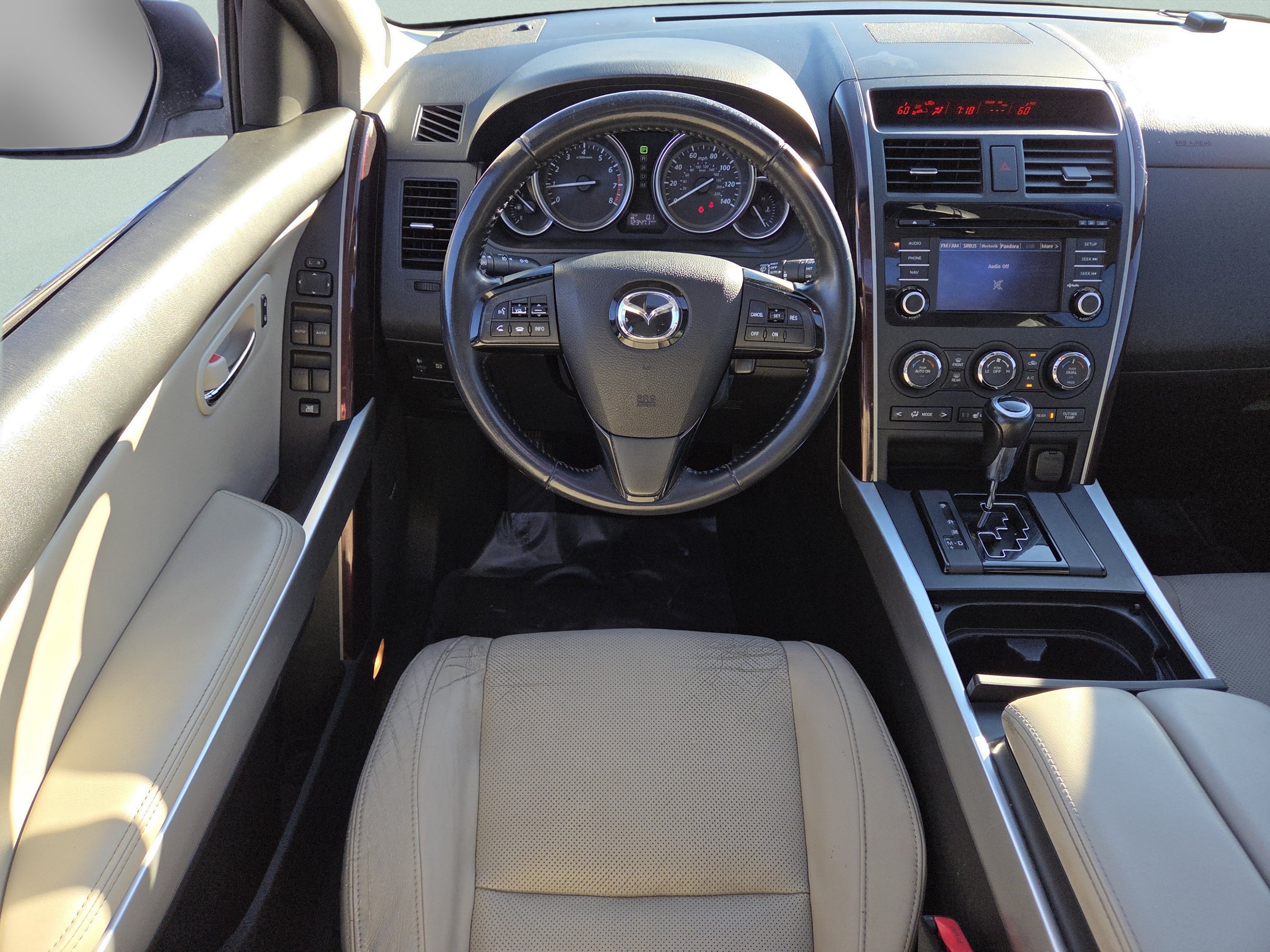 Used 2014 MAZDA CX-9 Grand Touring w/ GT Technology Package FWD image 4