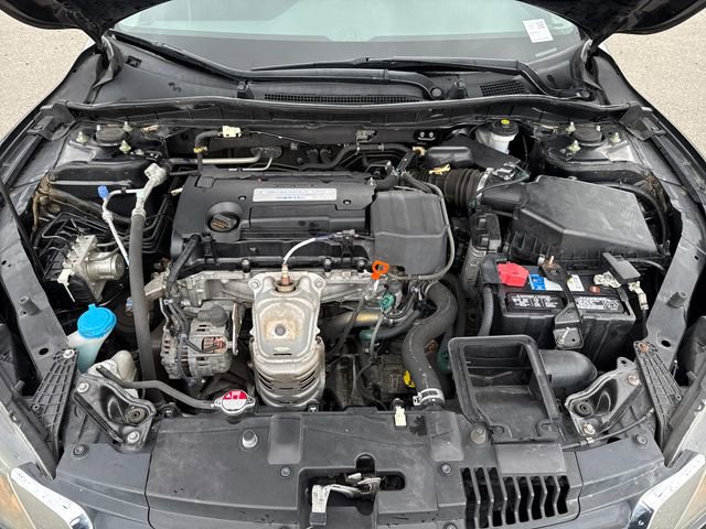 Used 2015 Honda Accord LX image 30