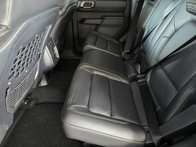 New 2025 Ford Bronco Badlands image 21