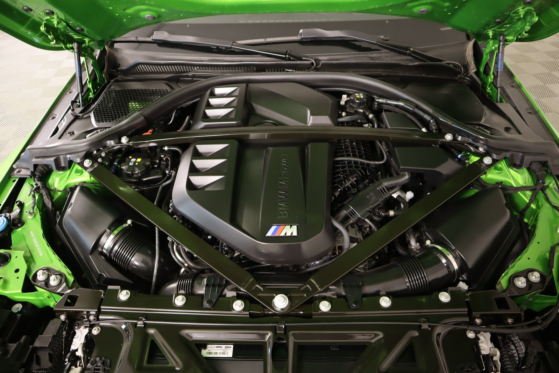 Used 2025 BMW M2 w/ Lighting Package image 19