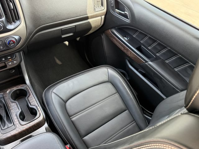 Used 2022 GMC Canyon Denali RWD image 24