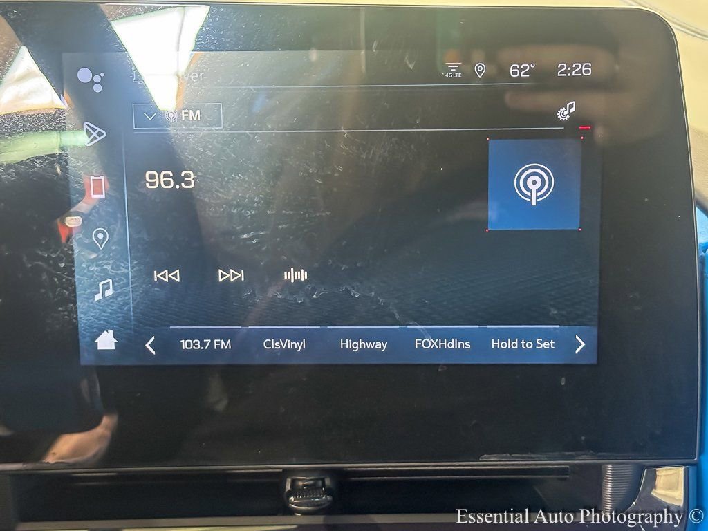 Used 2024 Chevrolet Corvette Stingray Premium Cpe w/ Z51 Performance Package image 19