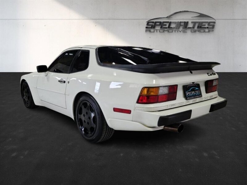 Used 1987 Porsche 944 Turbo RWD image 7