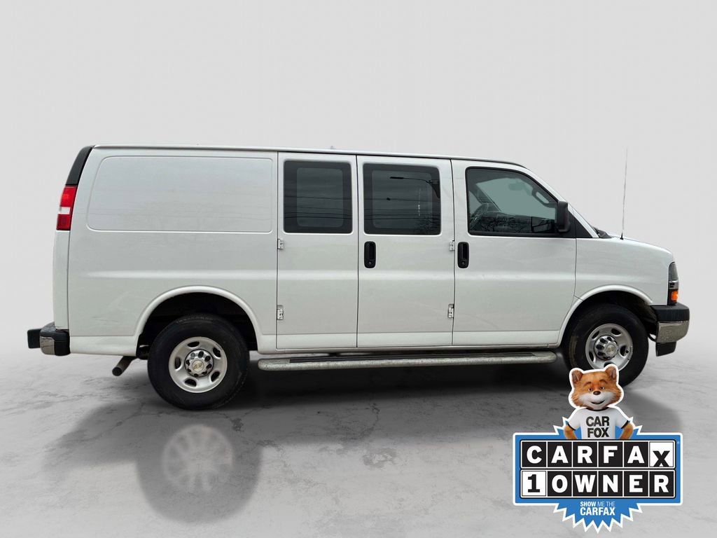 Used 2024 Chevrolet Express 2500 w/ Driver Convenience Package image 9