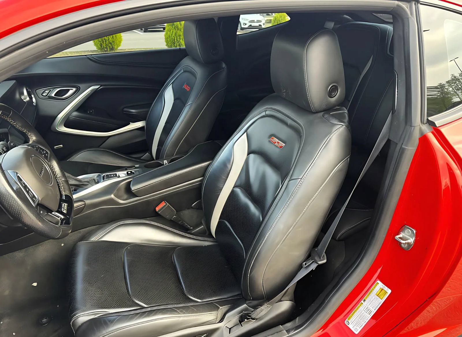 Used 2017 Chevrolet Camaro SS RWD image 10