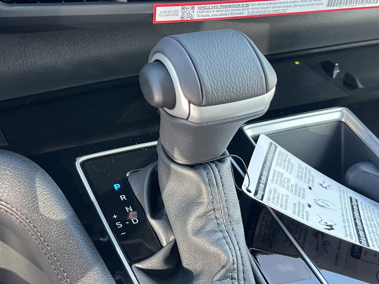 New 2026 Toyota Sienna Limited FWD image 17