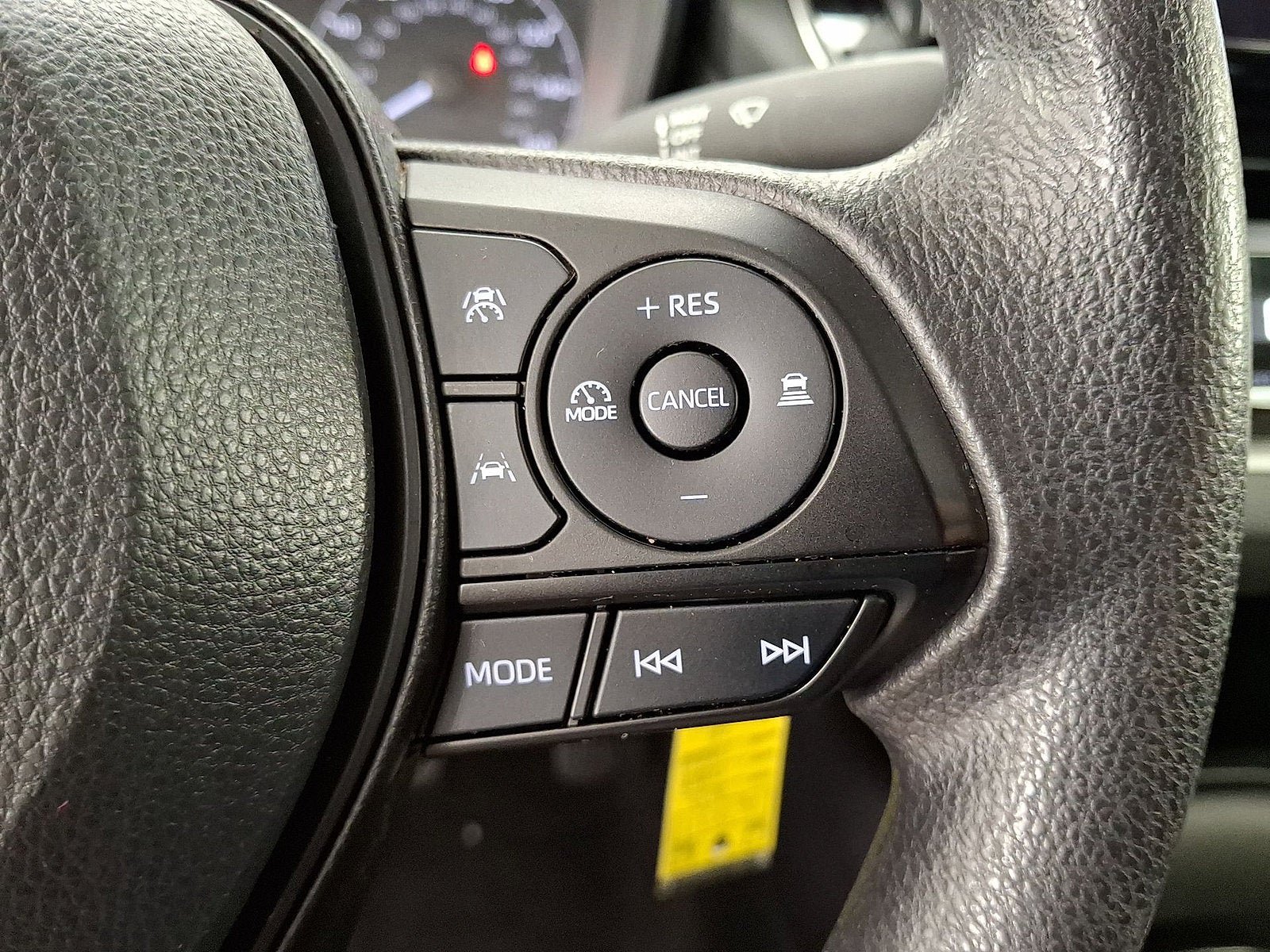 Used 2023 Toyota Corolla LE FWD image 10