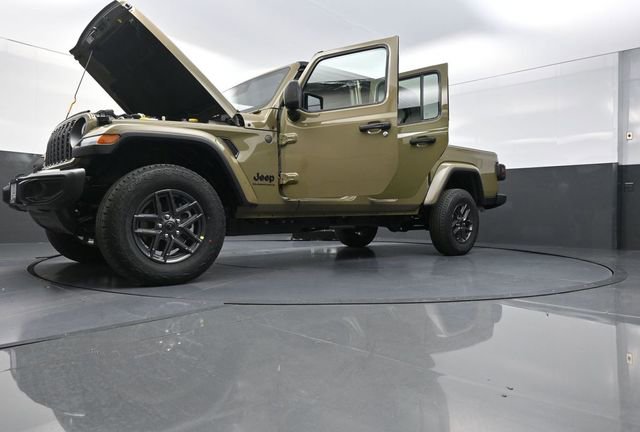 New 2026 Jeep Gladiator Sport image 29