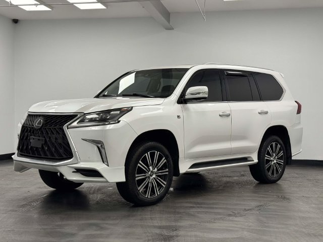 Used 2019 Lexus LX 570 4WD w/ Luxury Package image 2