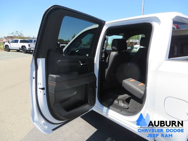 Used 2025 GMC Sierra 1500 AT4 AWD/4WD image 40