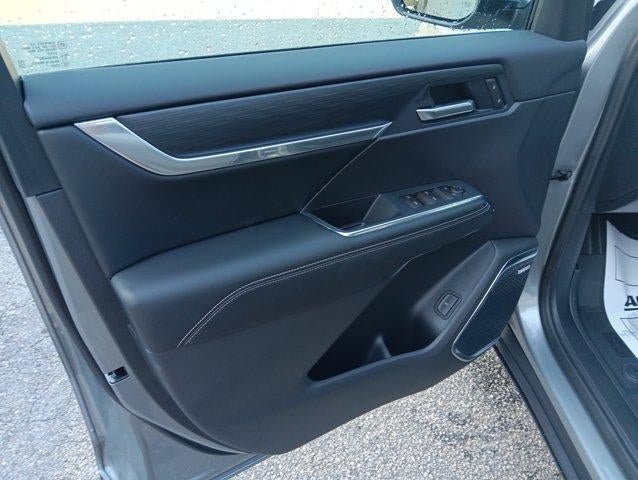 New 2026 GMC Acadia Elevation w/ Elevation Premium Package FWD image 8