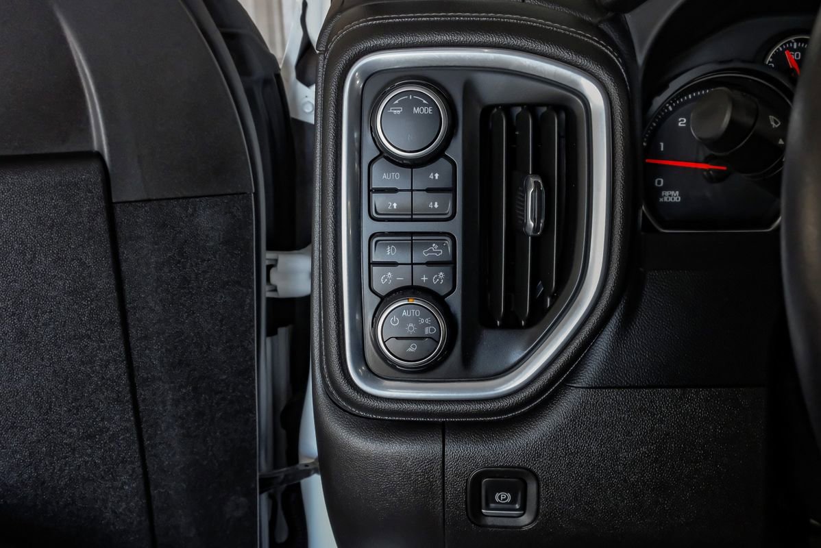 Used 2022 Chevrolet Silverado 2500 LTZ w/ Safety Package image 25