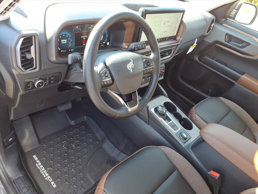 New 2025 Ford Bronco Sport Outer Banks w/ Outer Banks Tech Package+ AWD/4WD image 4