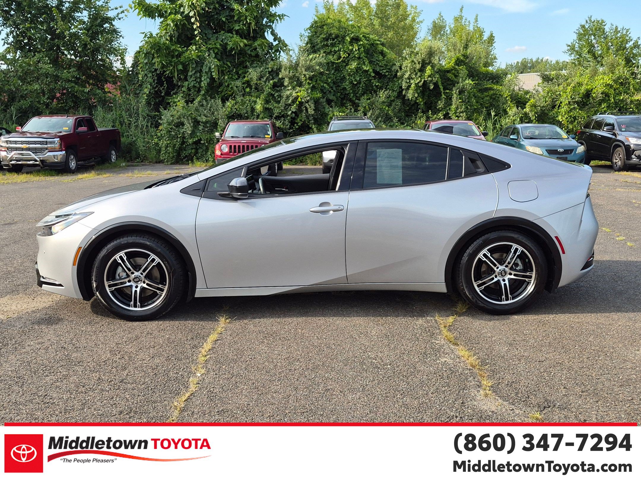 Certified 2024 Toyota Prius Prime FWD image 6