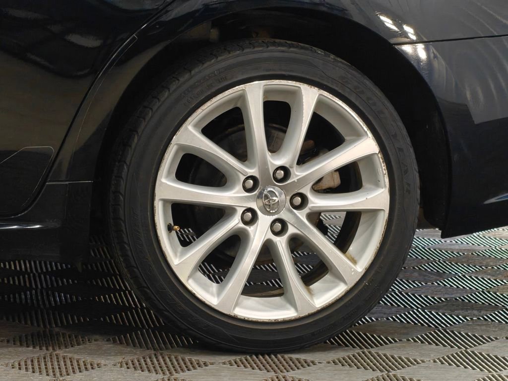 Used 2013 Toyota Avalon XLE Touring image 45