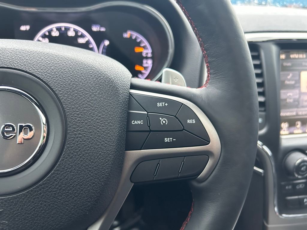 Used 2017 Jeep Grand Cherokee Trailhawk w/ Trailhawk Luxury Group image 18