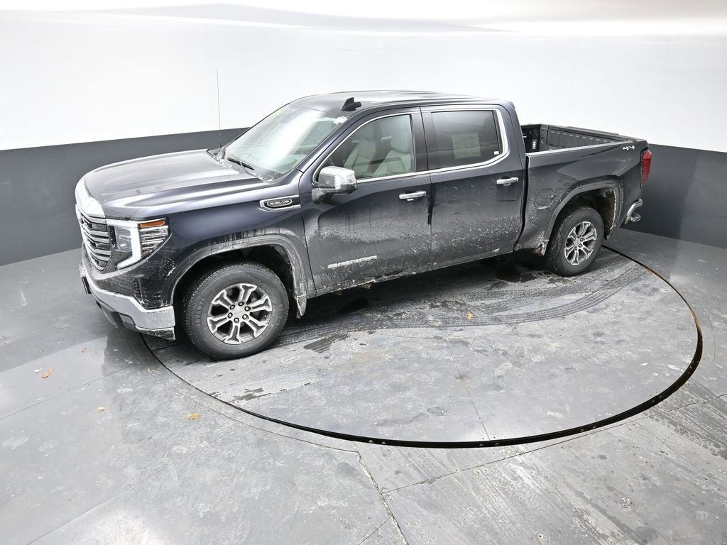 Used 2024 GMC Sierra 1500 SLT image 19