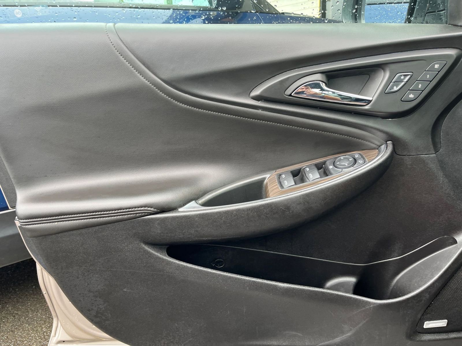 Used 2024 Chevrolet Malibu LT image 18