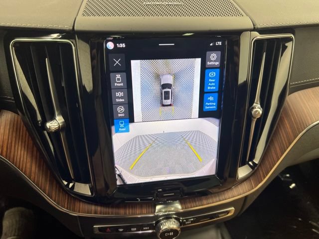 Used 2024 Volvo XC60 B5 Ultimate w/ Protection Package Premier AWD/4WD image 19