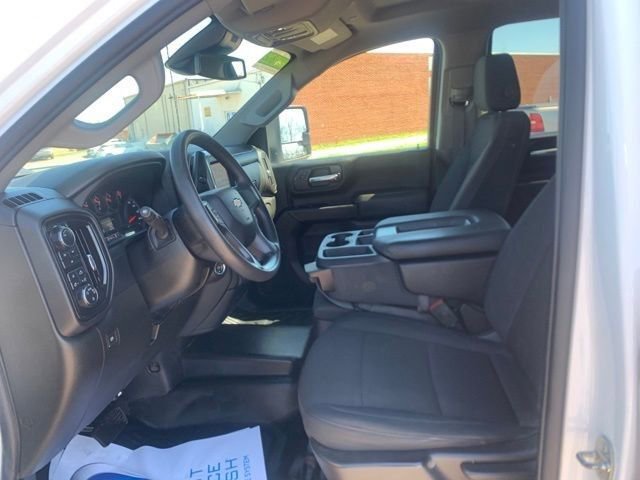 Used 2024 Chevrolet Silverado 2500 W/T image 23
