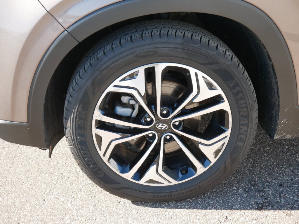 Used 2019 Hyundai Santa Fe Limited AWD/4WD image 8