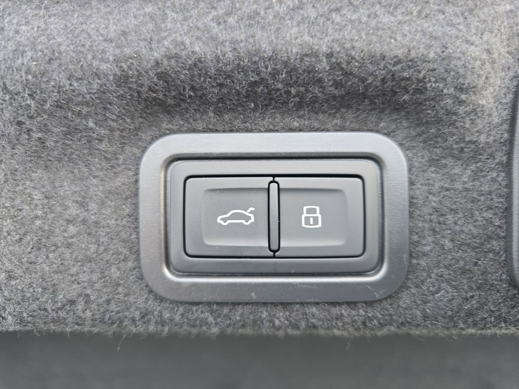 New 2026 Audi A6 Premium Plus image 17