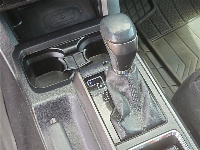 Used 2017 Toyota Tacoma TRD Off-Road w/ Tow Package RWD image 14