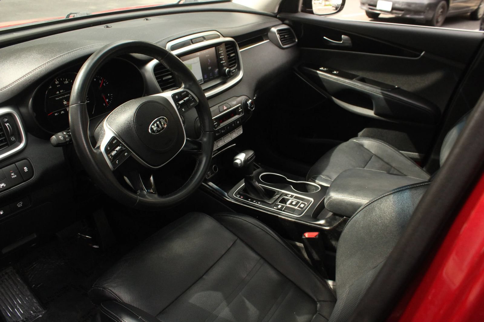 Used 2019 Kia Sorento FWD image 13