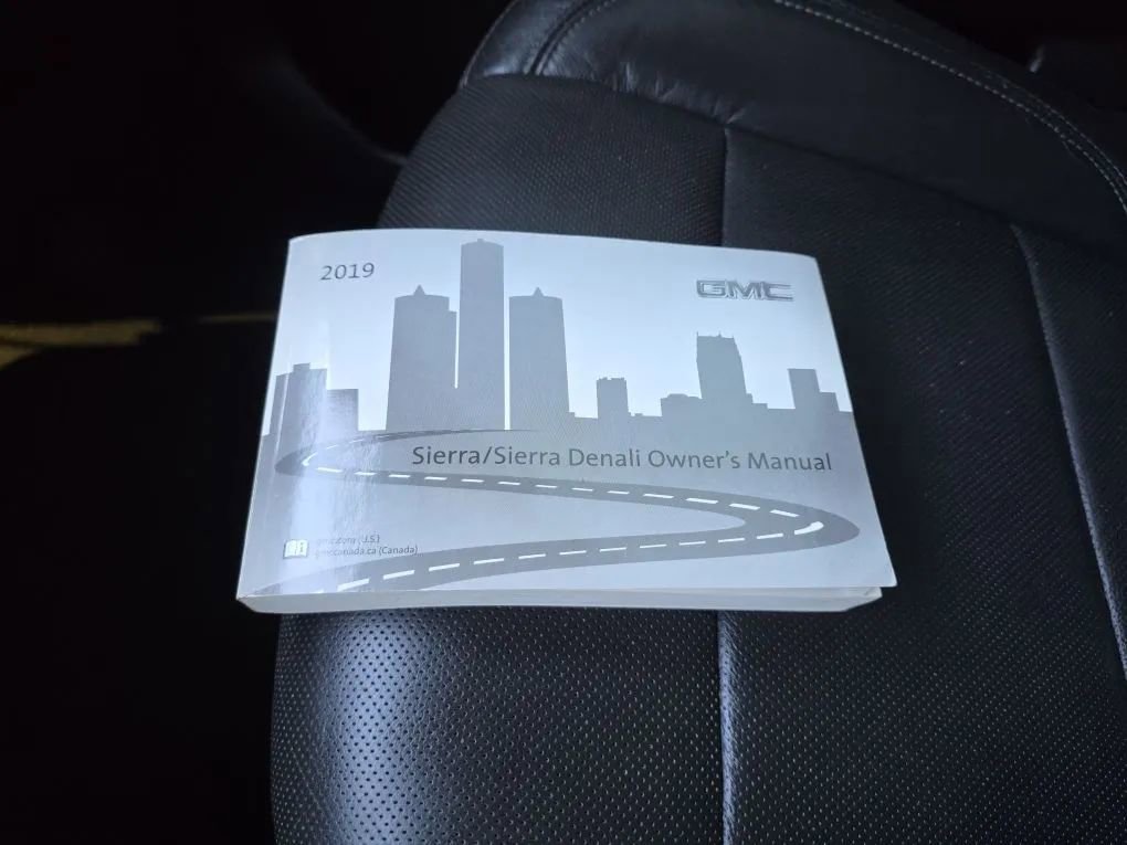 Used 2019 GMC Sierra 1500 SLT w/ SLT Premium Package image 37