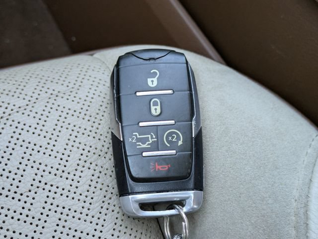 Certified 2019 RAM 1500 Laramie RWD image 25