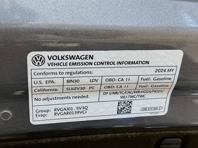 Used 2024 Volkswagen Jetta SE image 31