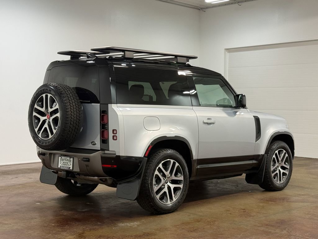 Used 2022 Land Rover Defender 90 X-Dynamic S AWD/4WD image 21
