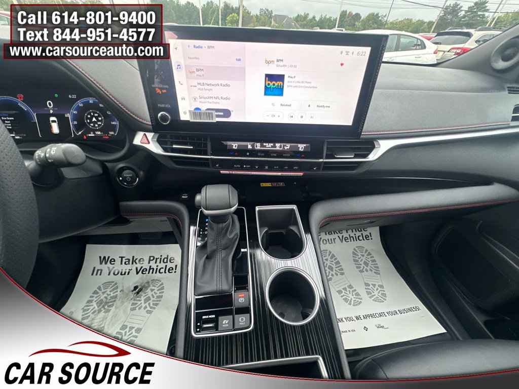 Used 2026 Toyota Sienna XSE FWD image 12
