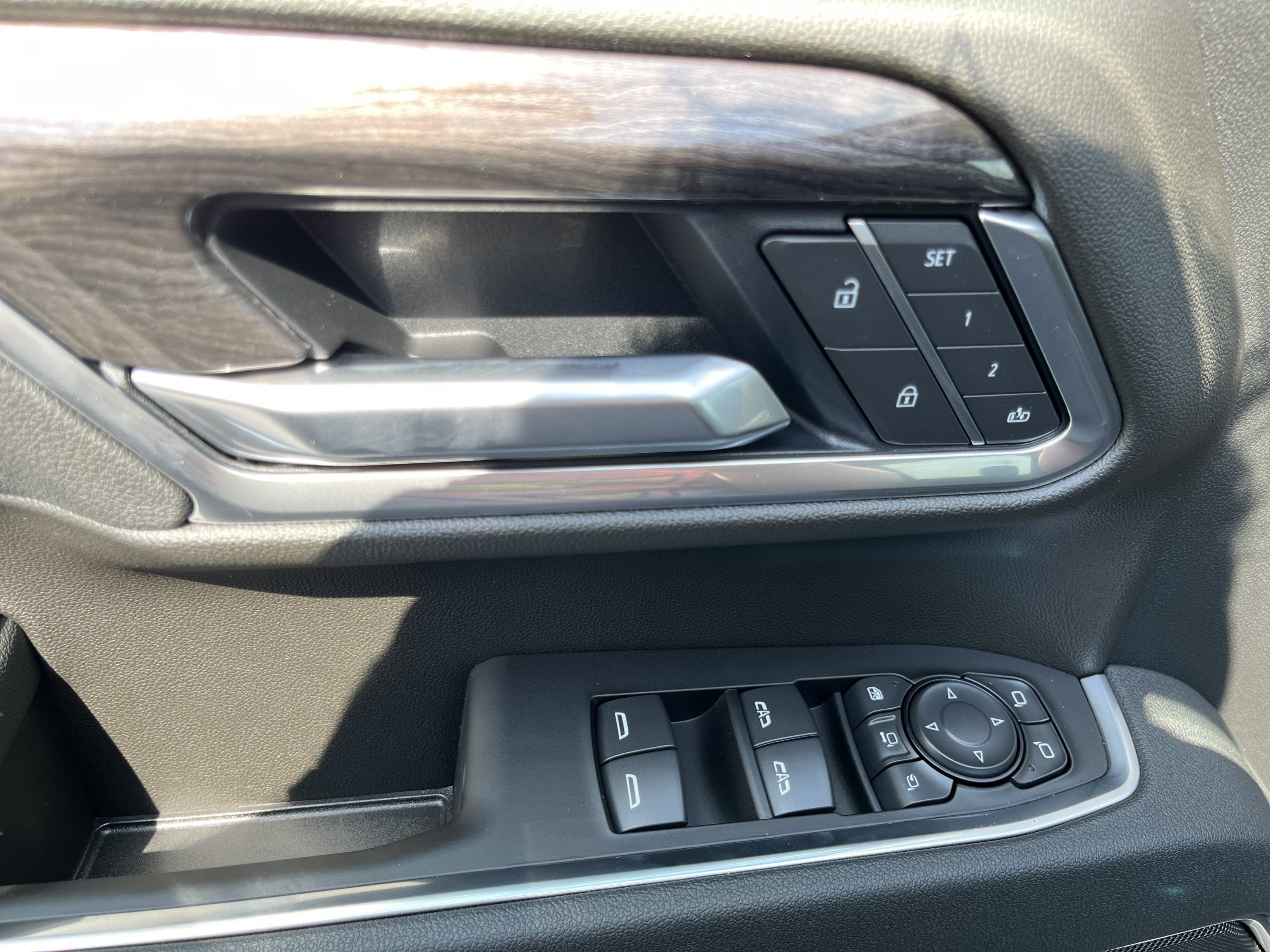 New 2026 Chevrolet Silverado 2500 LTZ w/ LTZ Premium Package AWD/4WD image 29