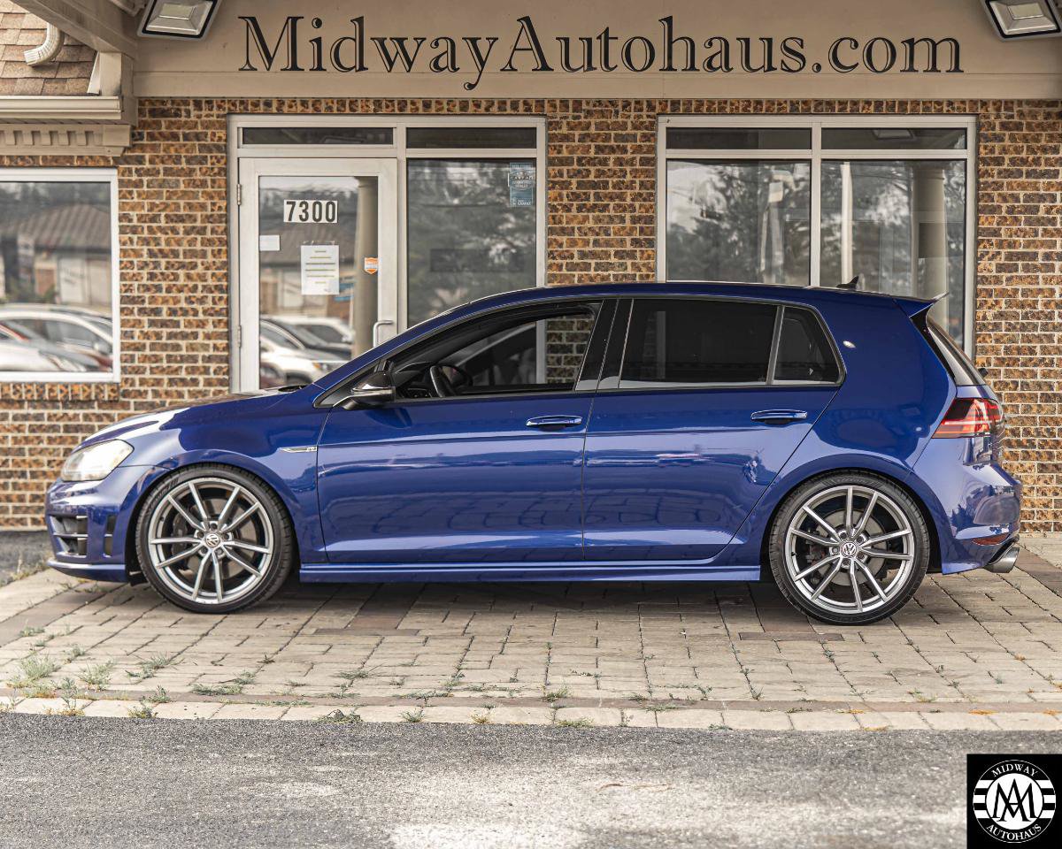 Used 2017 Volkswagen Golf R 4-Door AWD/4WD image 5
