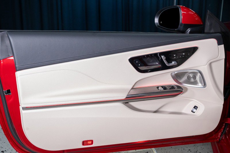 New 2026 Mercedes-Benz CLE 300 4MATIC Coupe image 12