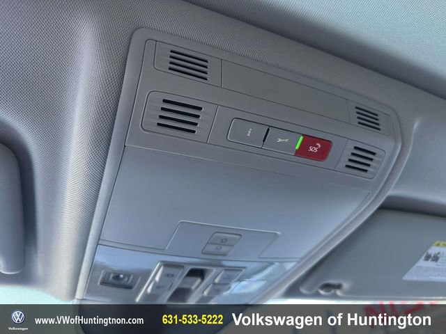 Certified 2025 Volkswagen Taos SEL w/ Taos Adventure Package (SXB) image 32