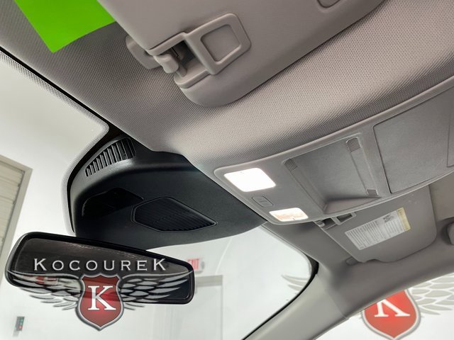 Used 2023 Ford Escape Platinum image 18