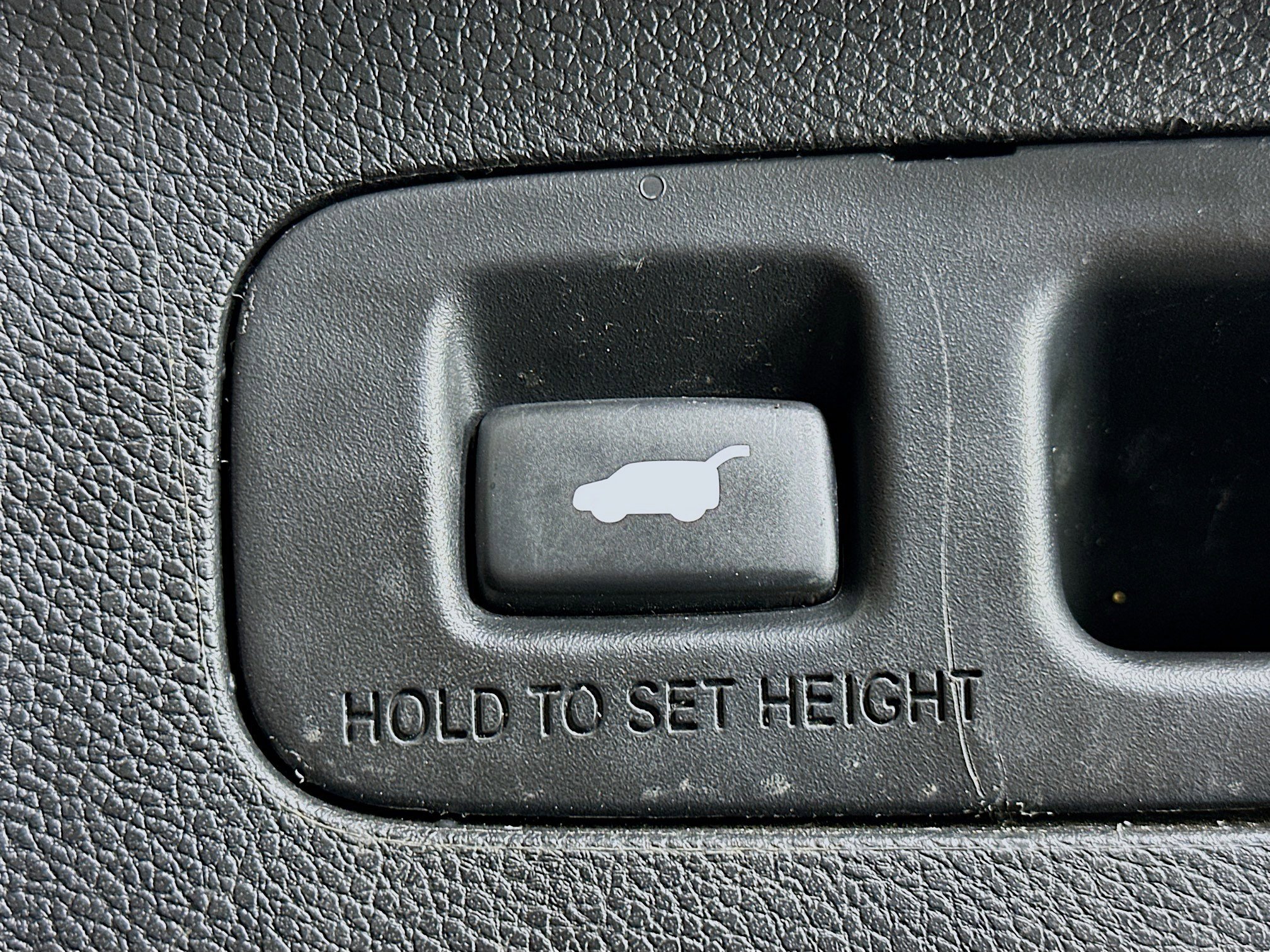 Used 2018 Honda CR-V Touring image 30