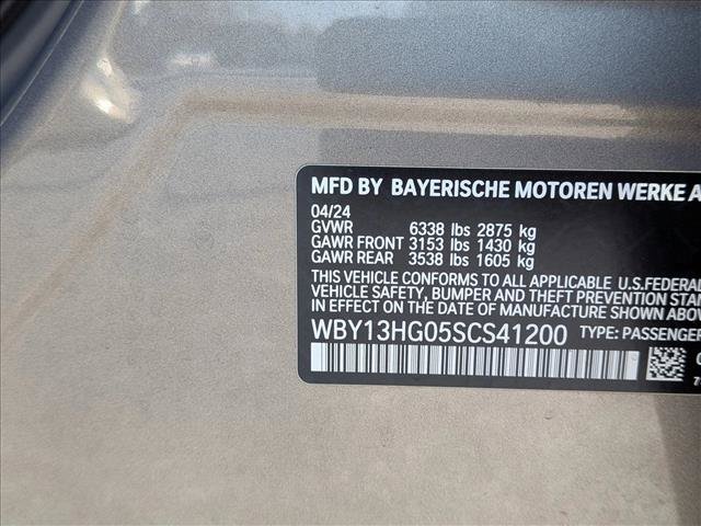 Certified 2025 BMW i5 xDrive40 w/ Premium Package AWD/4WD image 25