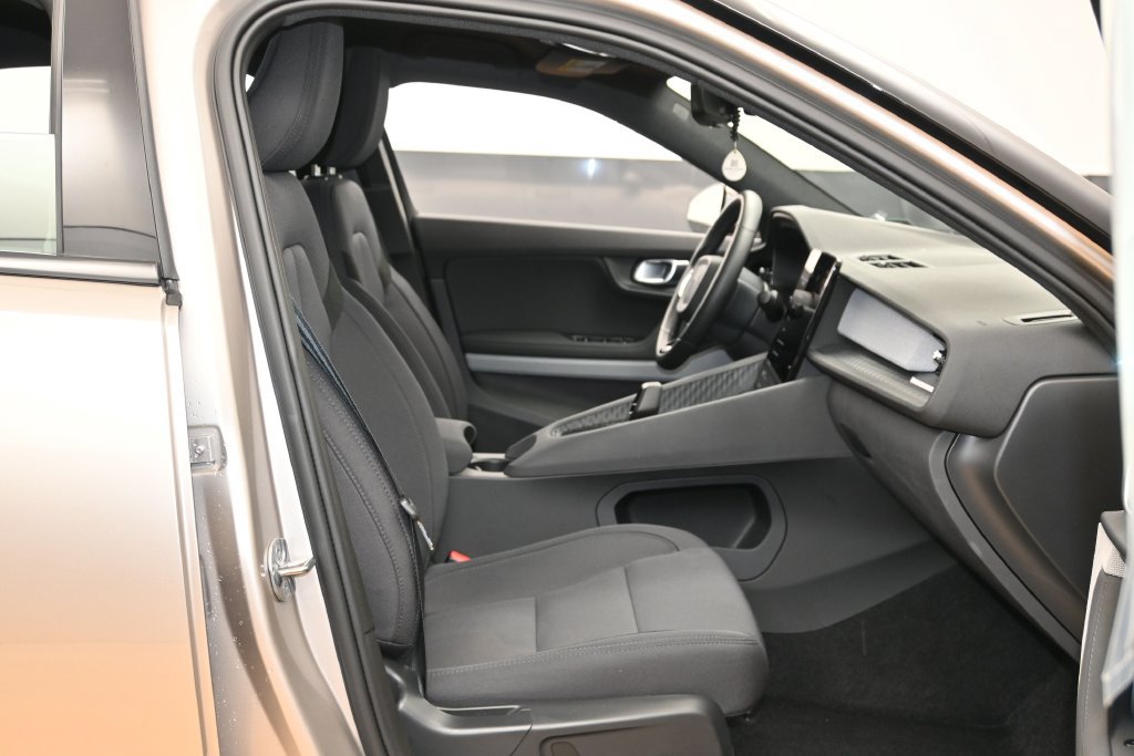 Used 2024 Polestar Polestar 2 AWD/4WD image 24