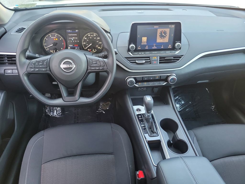 Certified 2025 Nissan Altima 2.5 S image 4