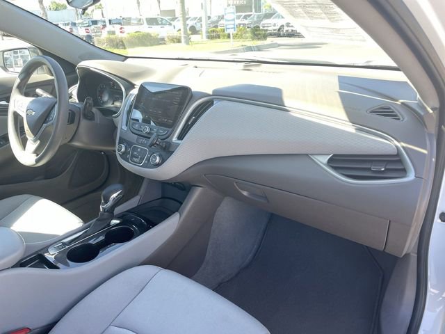 Used 2023 Chevrolet Malibu LS image 27