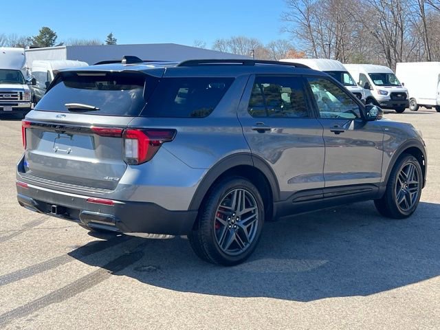 Used 2025 Ford Explorer ST-Line w/ Premium Package AWD/4WD image 5