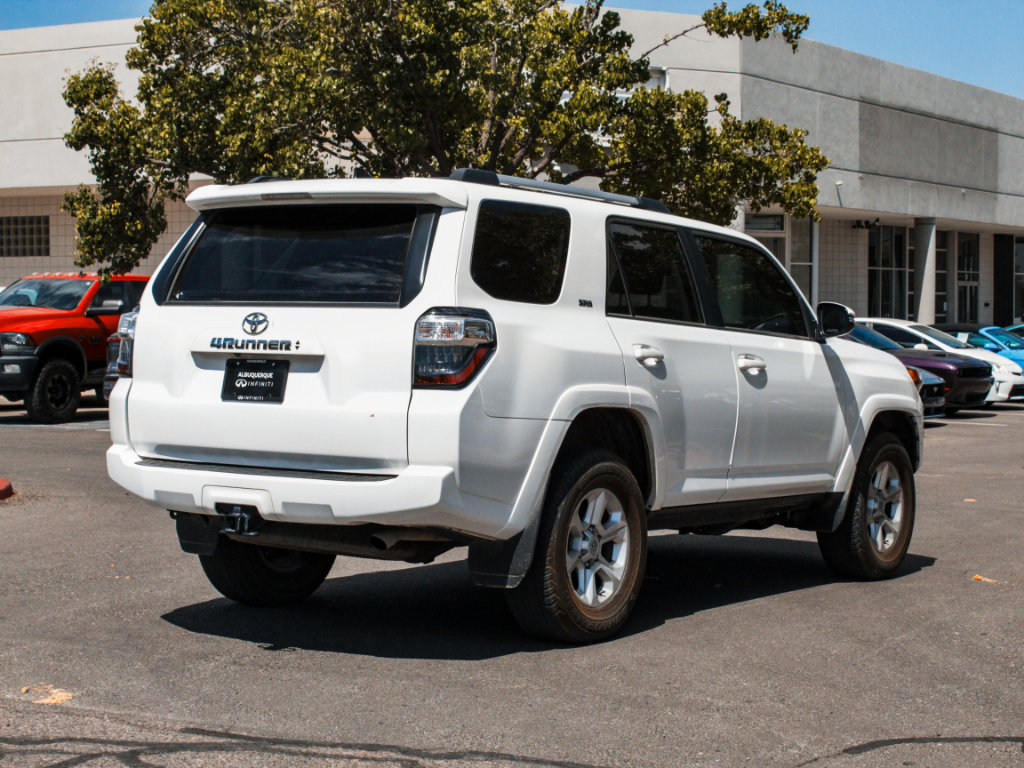 Used 2024 Toyota 4Runner SR5 Premium w/ Moonroof Package AWD/4WD image 5