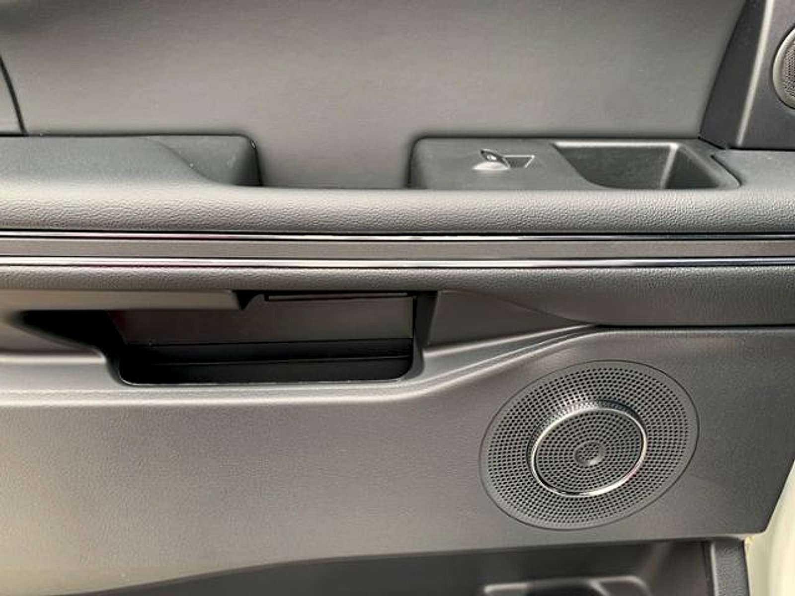 New 2024 Ford Expedition Max Limited image 22